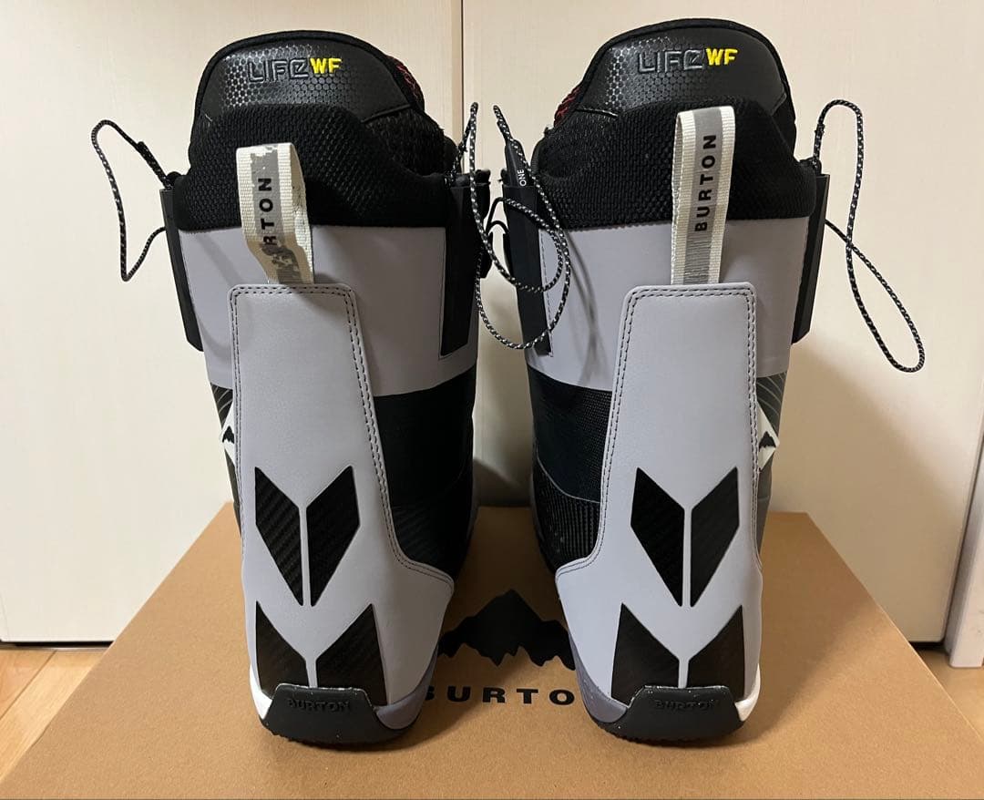 【美品】BURTON バートンion アイオン27cm ワイド