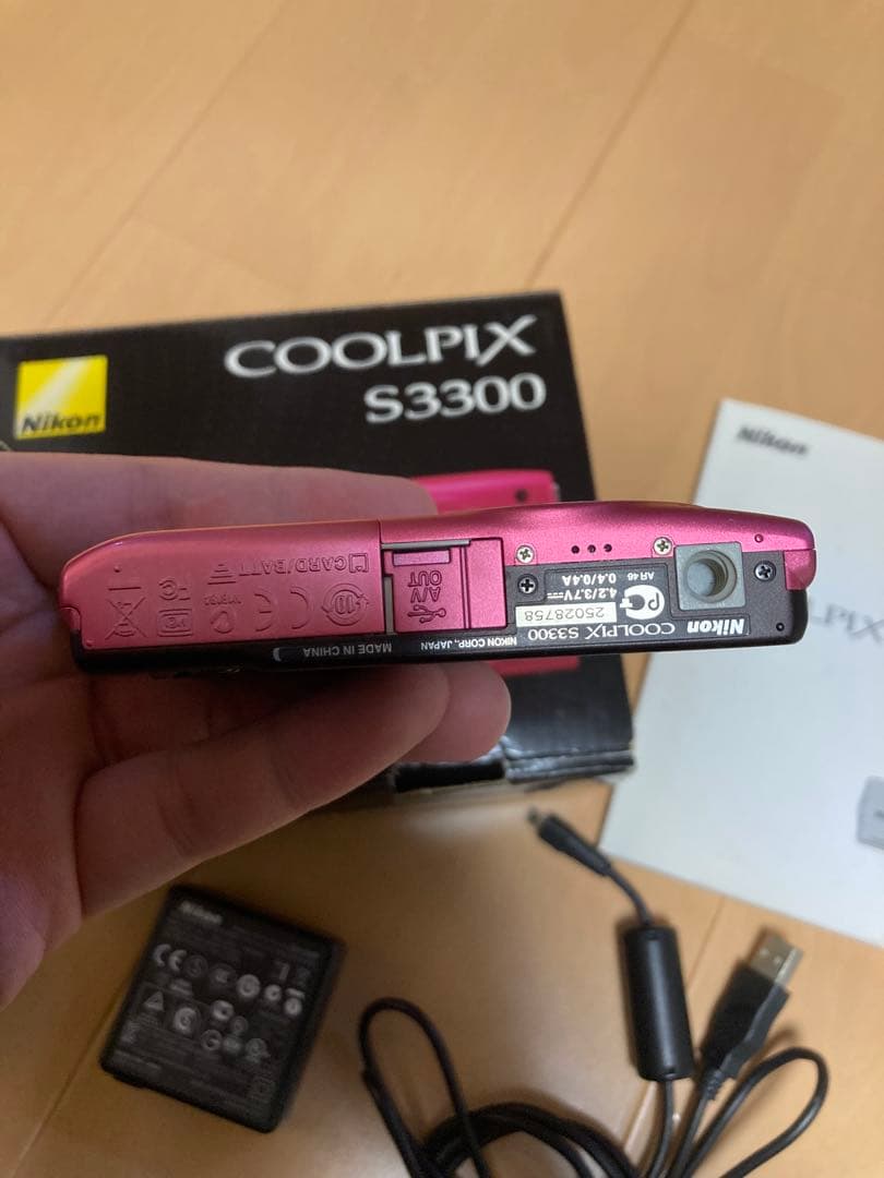Nikon ニコン COOLPIX クールピクス S3300 ピンク デジカメ