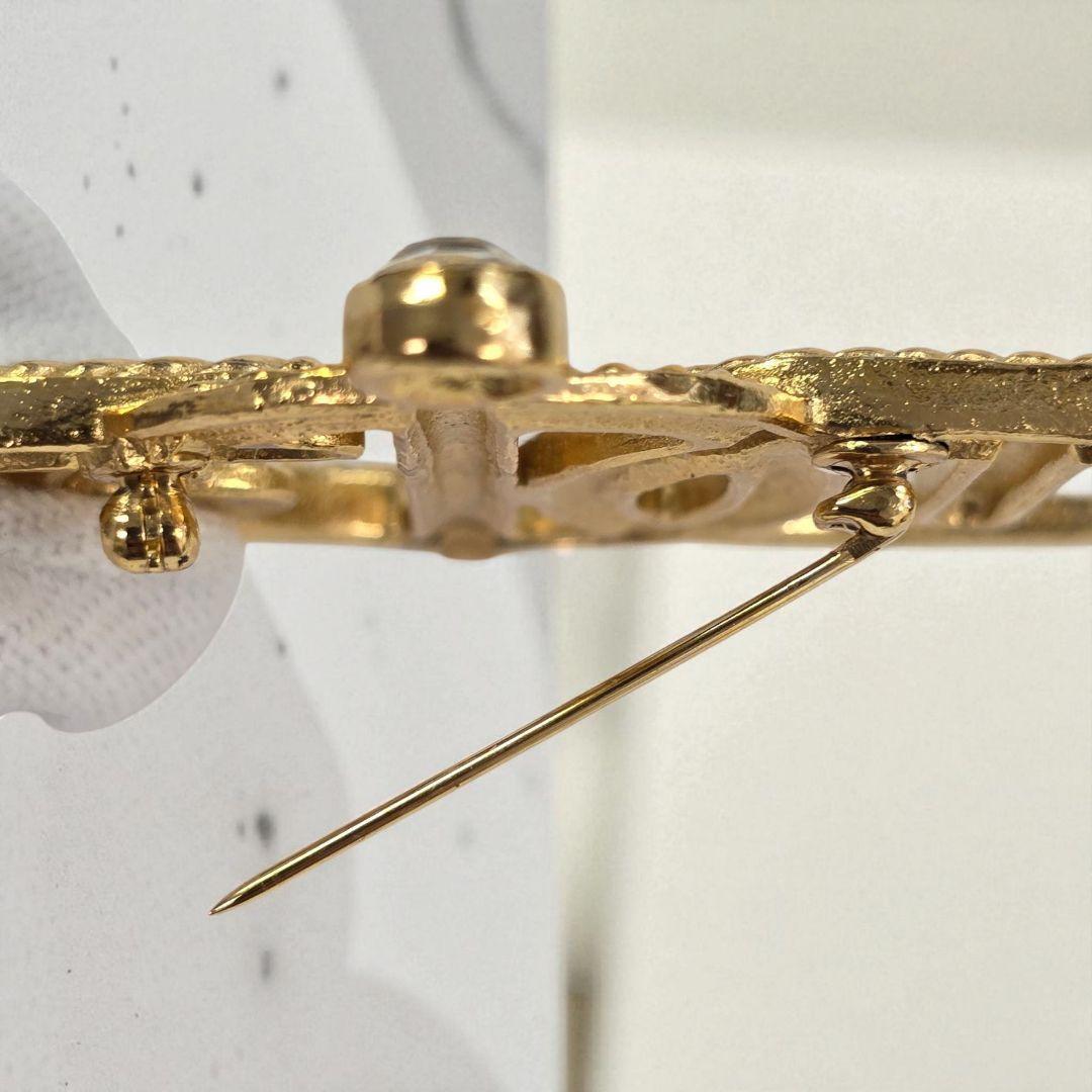 Christian Dior ディオール ロープ ロゴ ゴールド ブローチ