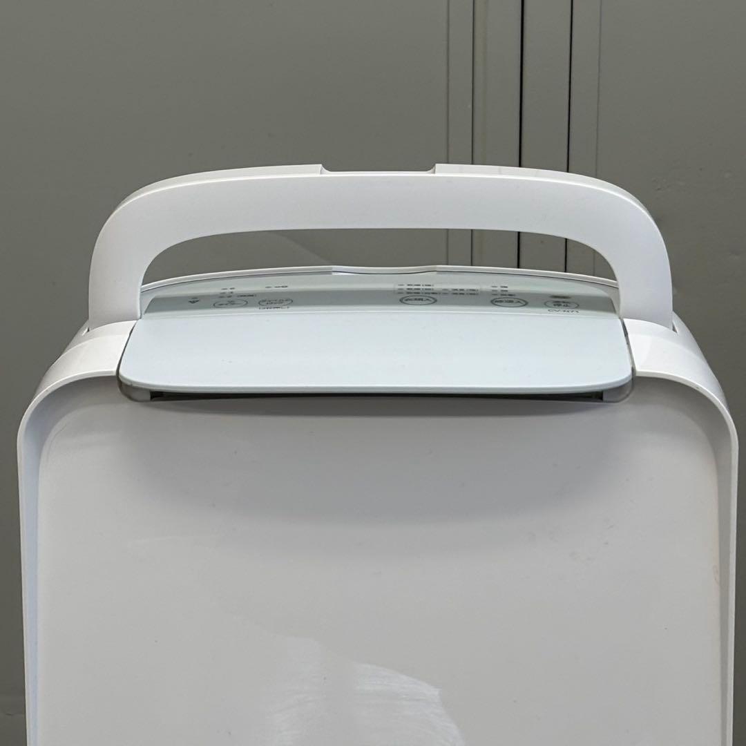 ◯送料込！2022年製 SHARP シャープ 除湿機 CV-N71-W