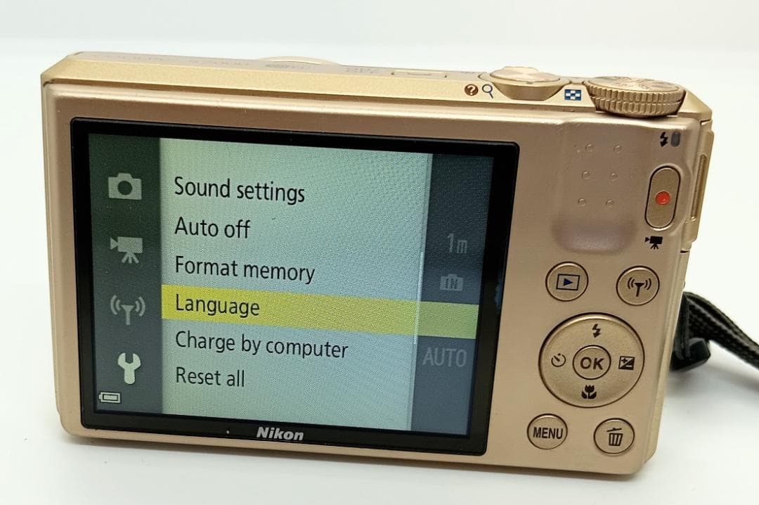 デジタルカメラ Nikon COOLPIX S7000 16.0MP 20xZoom Gold