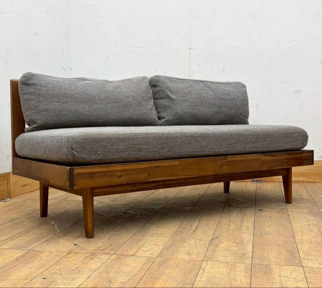 unico ウニコ SWELLA スウェラ ベンチアームレスソファ　グレー