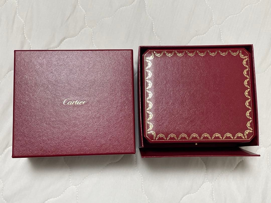 【新品未使用】Cartier カルティエ 時計ケースと箱のセット