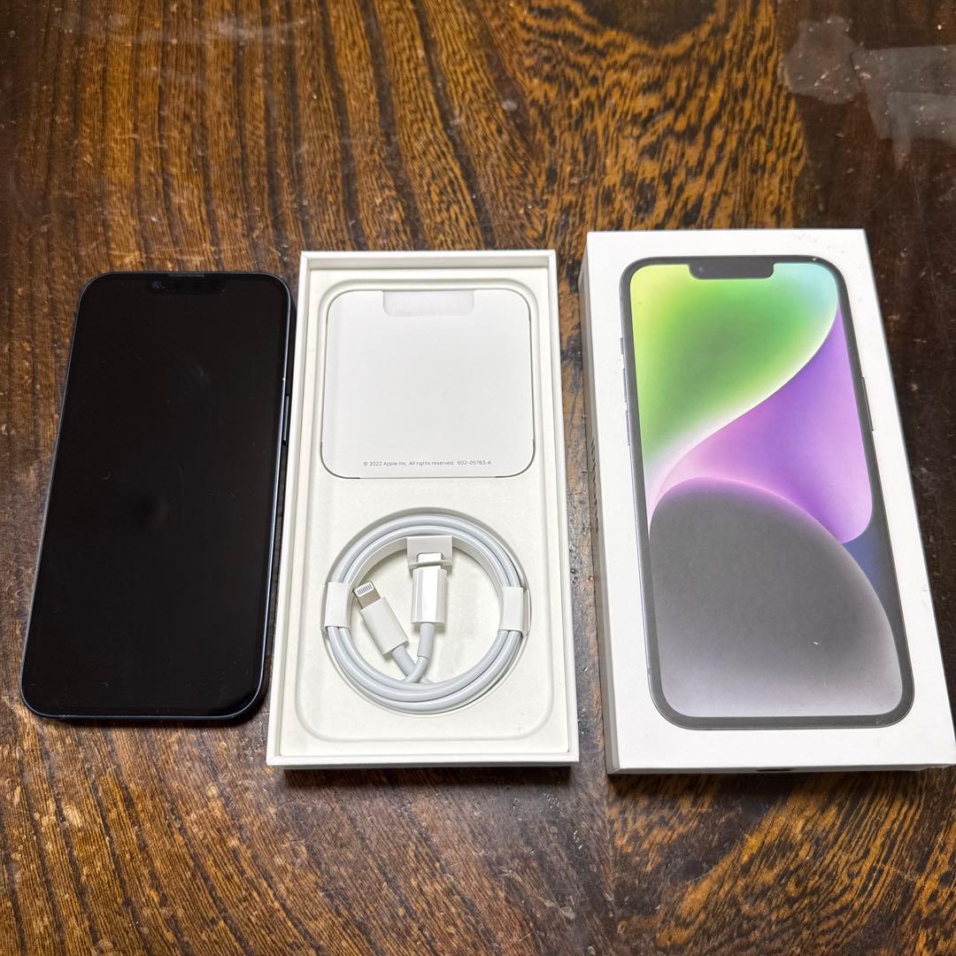 iPhone14 256GBバッテリー最大容量82％SIMフリー