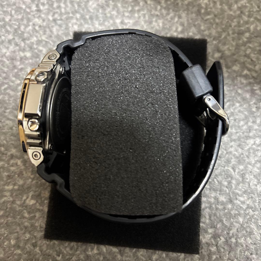 G-SHOCK/Gショック /メタルベゼル シルバー GM-2100-1AJF