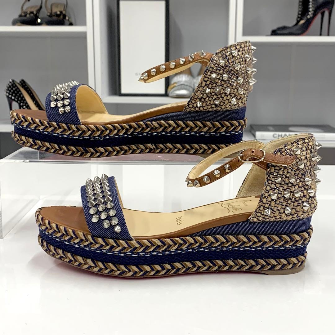 クリスチャンルブタン マドモニカ スパイク デニム サンダル ブラウン系