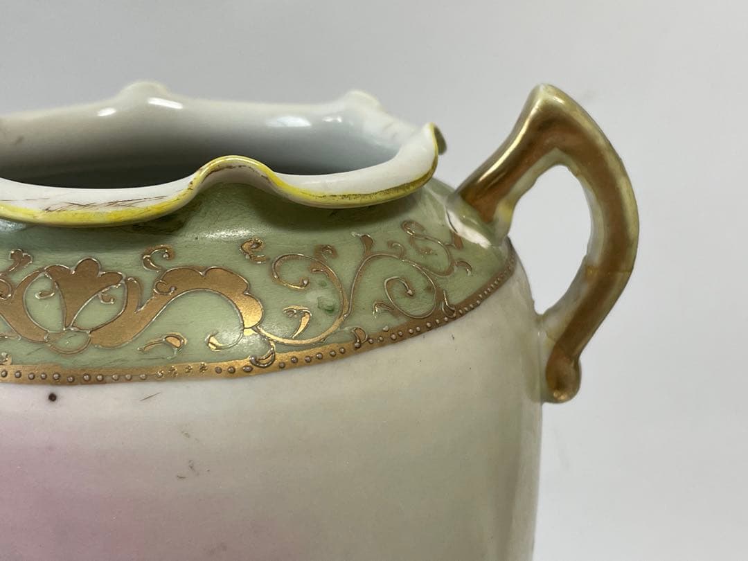 I.E. & C. Co. Japan Hand-Painted Vase 花瓶