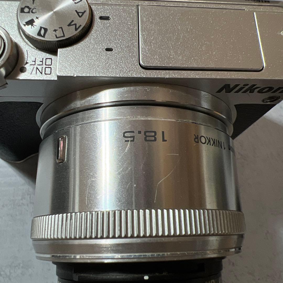 ローキンNikon1 ミラーレスカメラ ニコン j5 トリプルレンズセット