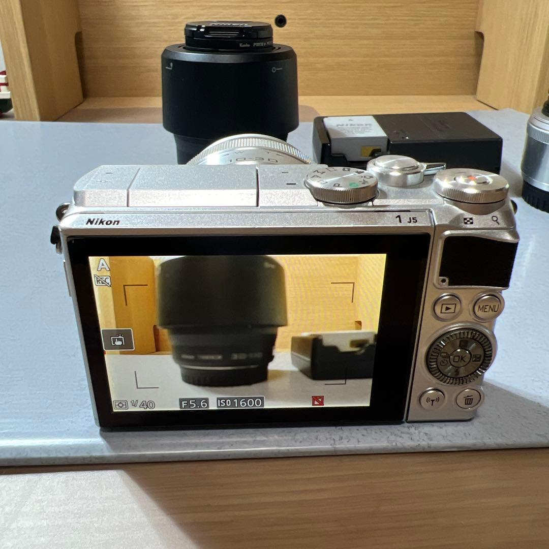 ローキンNikon1 ミラーレスカメラ ニコン j5 トリプルレンズセット