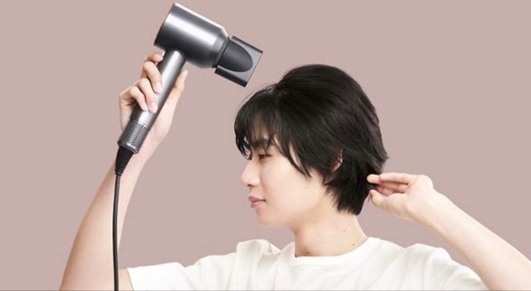 【新品】Dyson Supersonic ヘアドライヤー (HD08 BNBC)