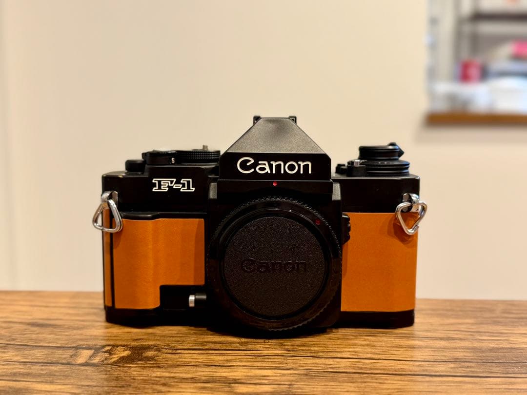 【整備済】Canon New F-1