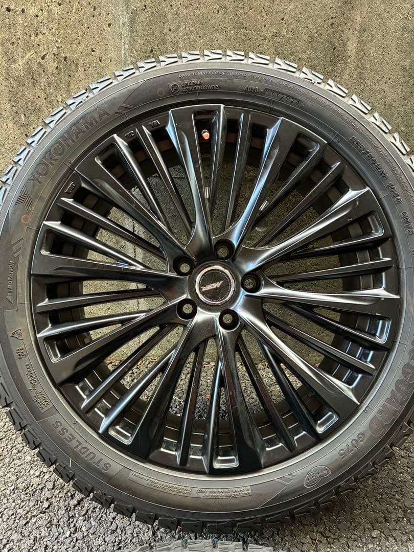 235/50R20 4本 バリ溝 スタッドレス ホイールセット レクサス NX