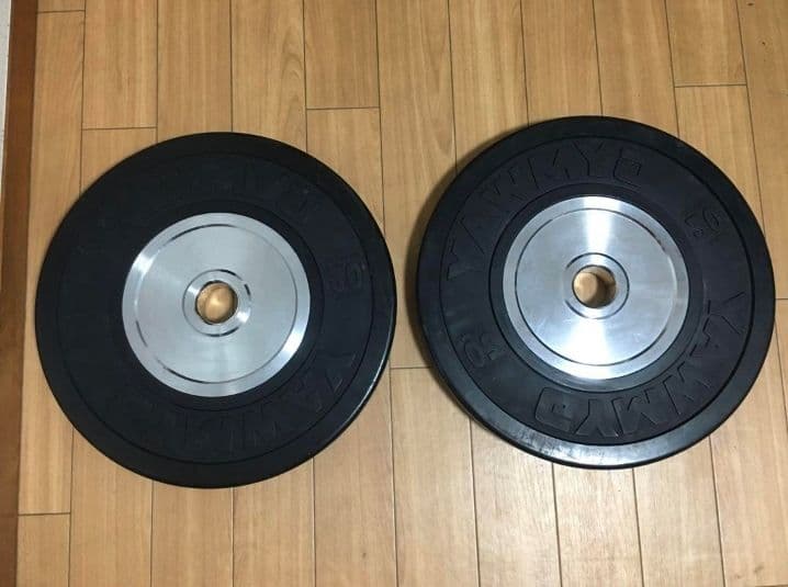 ① GYMWAYバンパープレート 20kg x 1枚