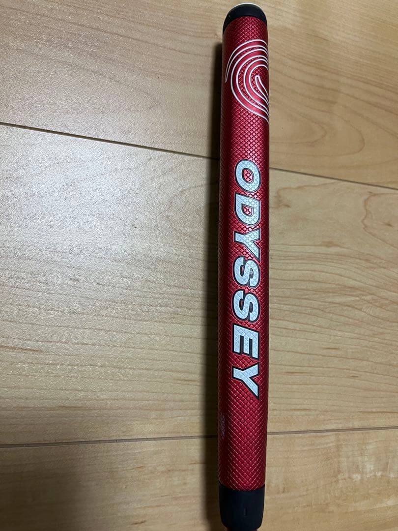 ODYSSEY TRI-BEAM パター レッド