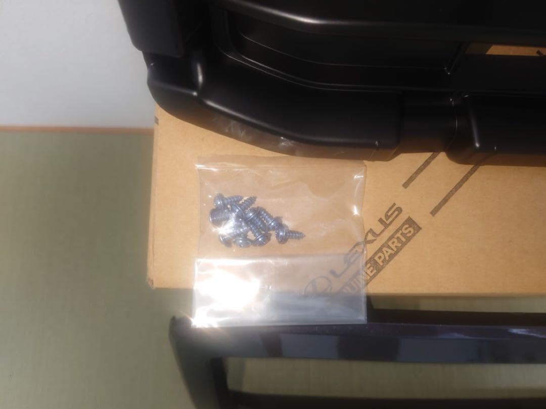 再販ランドクルーザー70・70周年ラジエーターグリルグレーメタリック