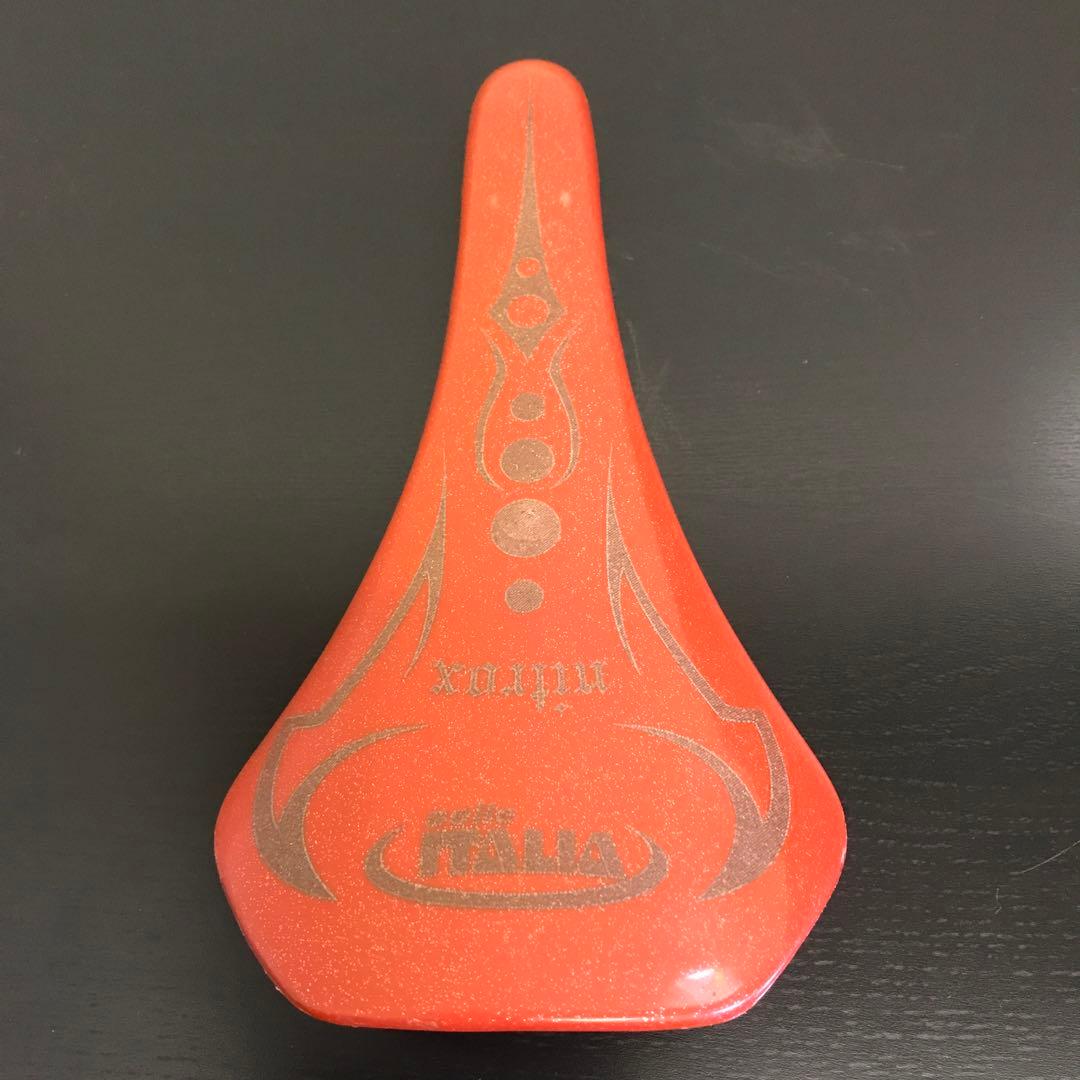 selle ITALIA セライタリア　プラスチック　サドル