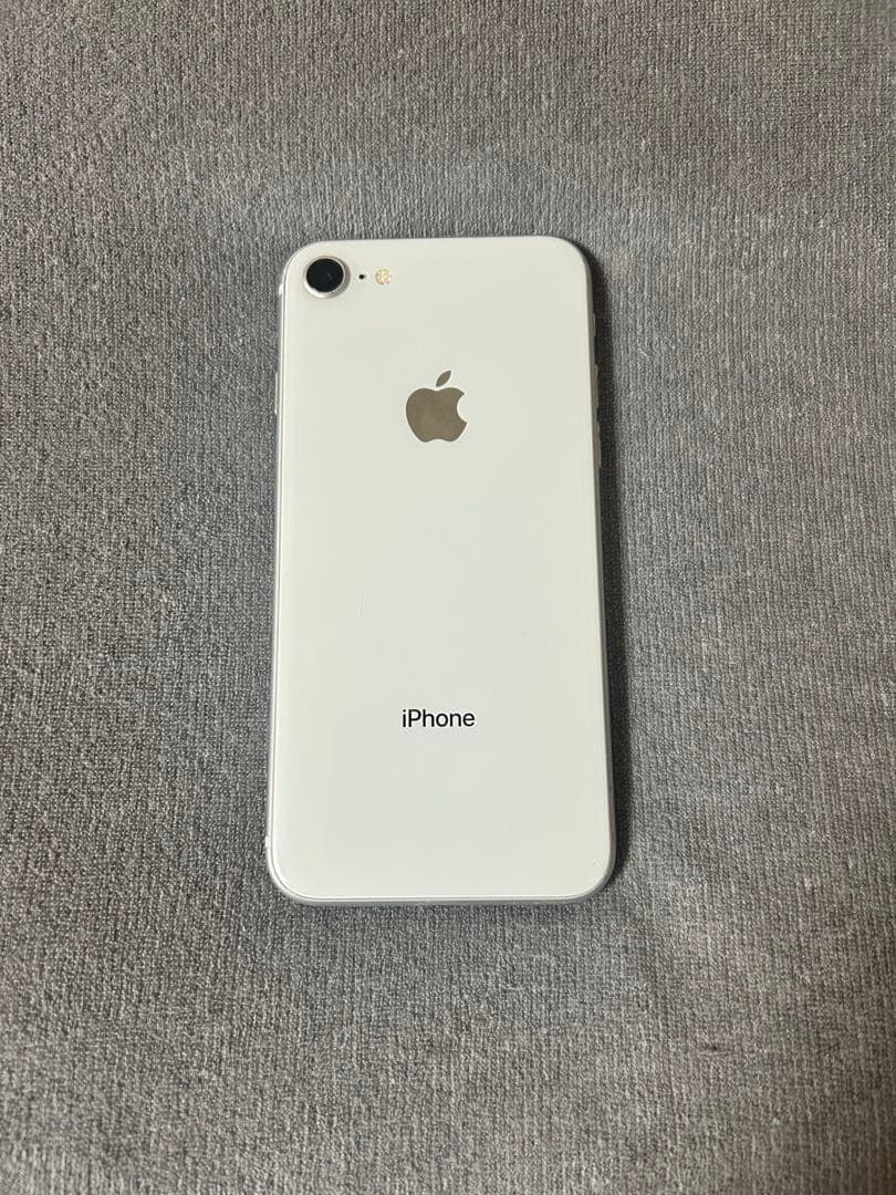 Apple iPhone 8 ホワイト 本体のみ