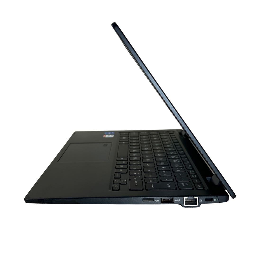 G83/HV 第11世代★近年 16GB／軽量13.3インチノートPC 623