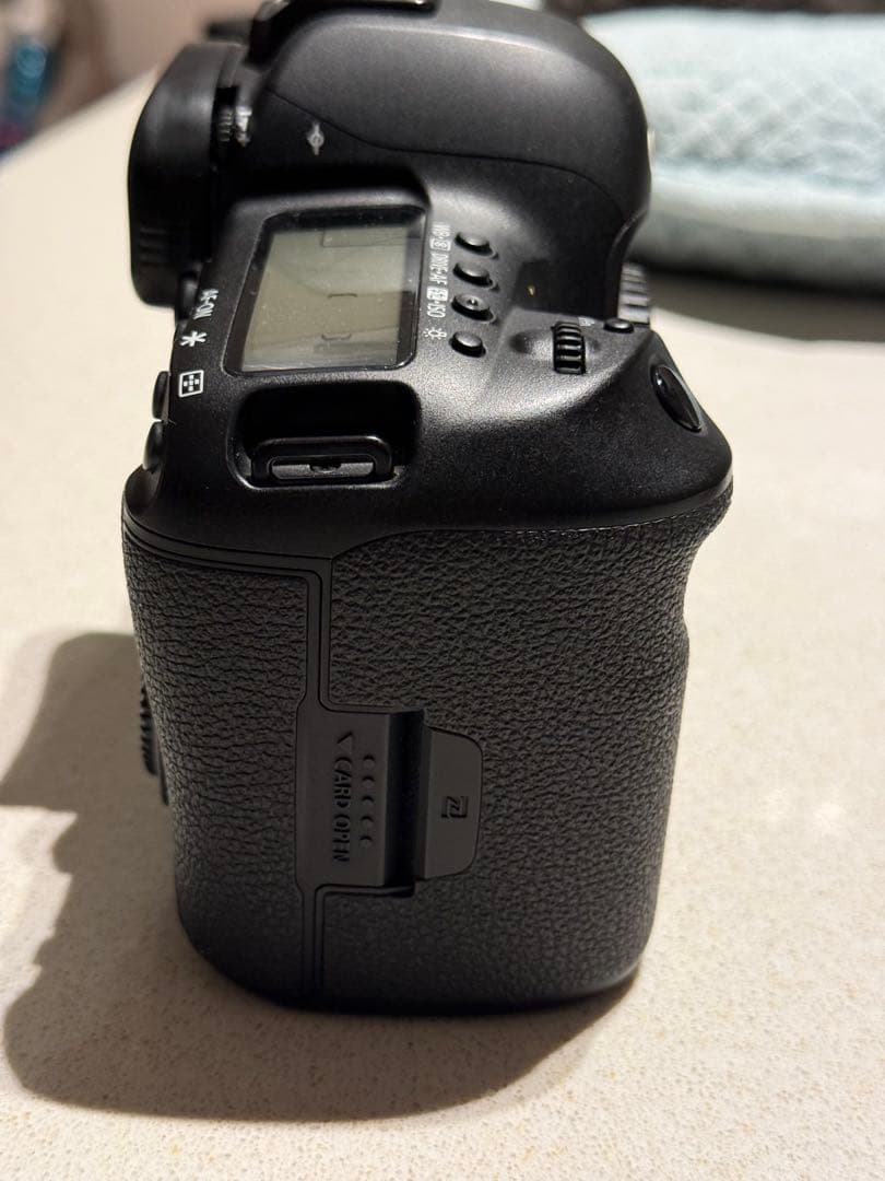 【動作品】Canon 5D Mark IV 中古 フルサイズ一眼