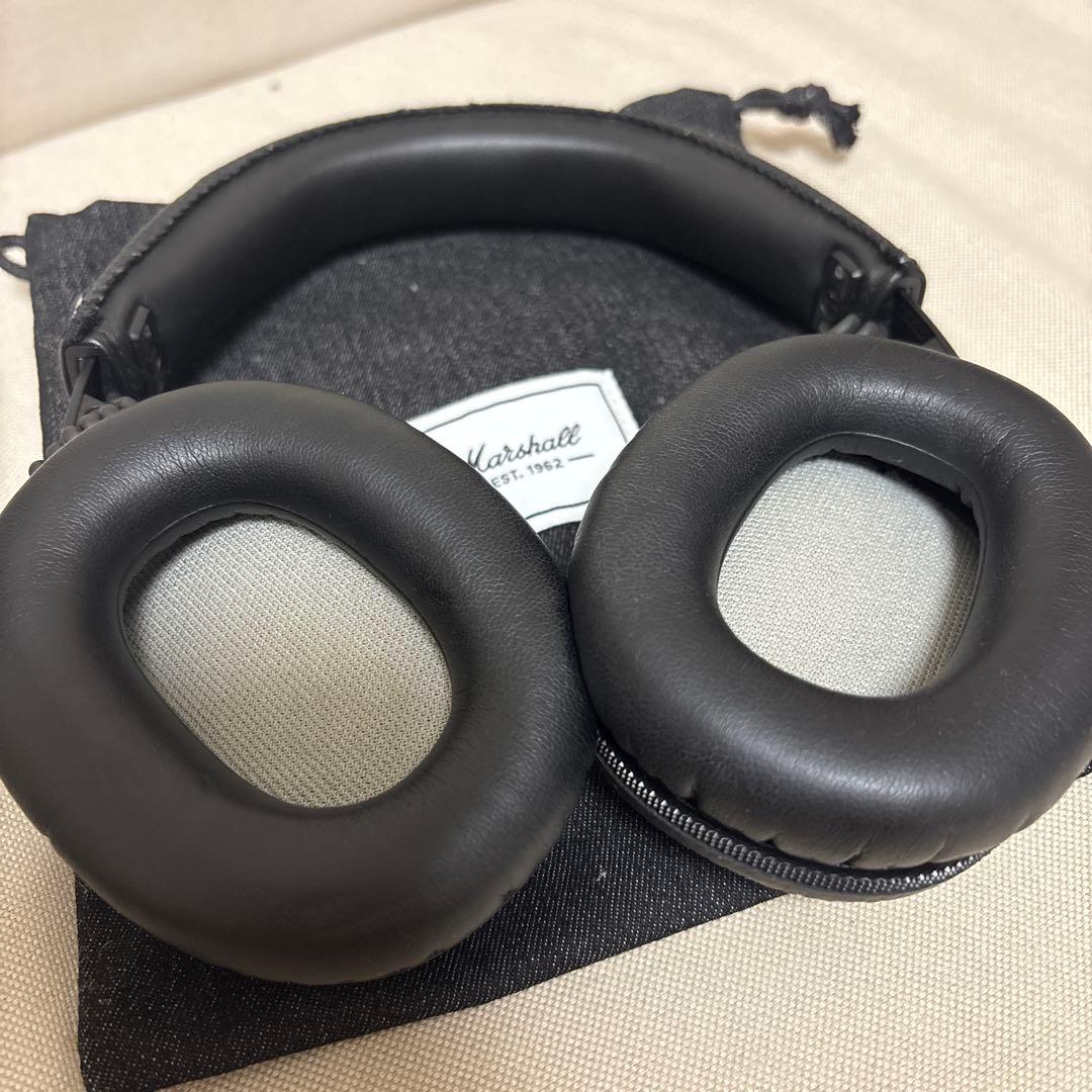 Marshall Monitor Ⅱワイヤレスヘッドホン収納ケース付き