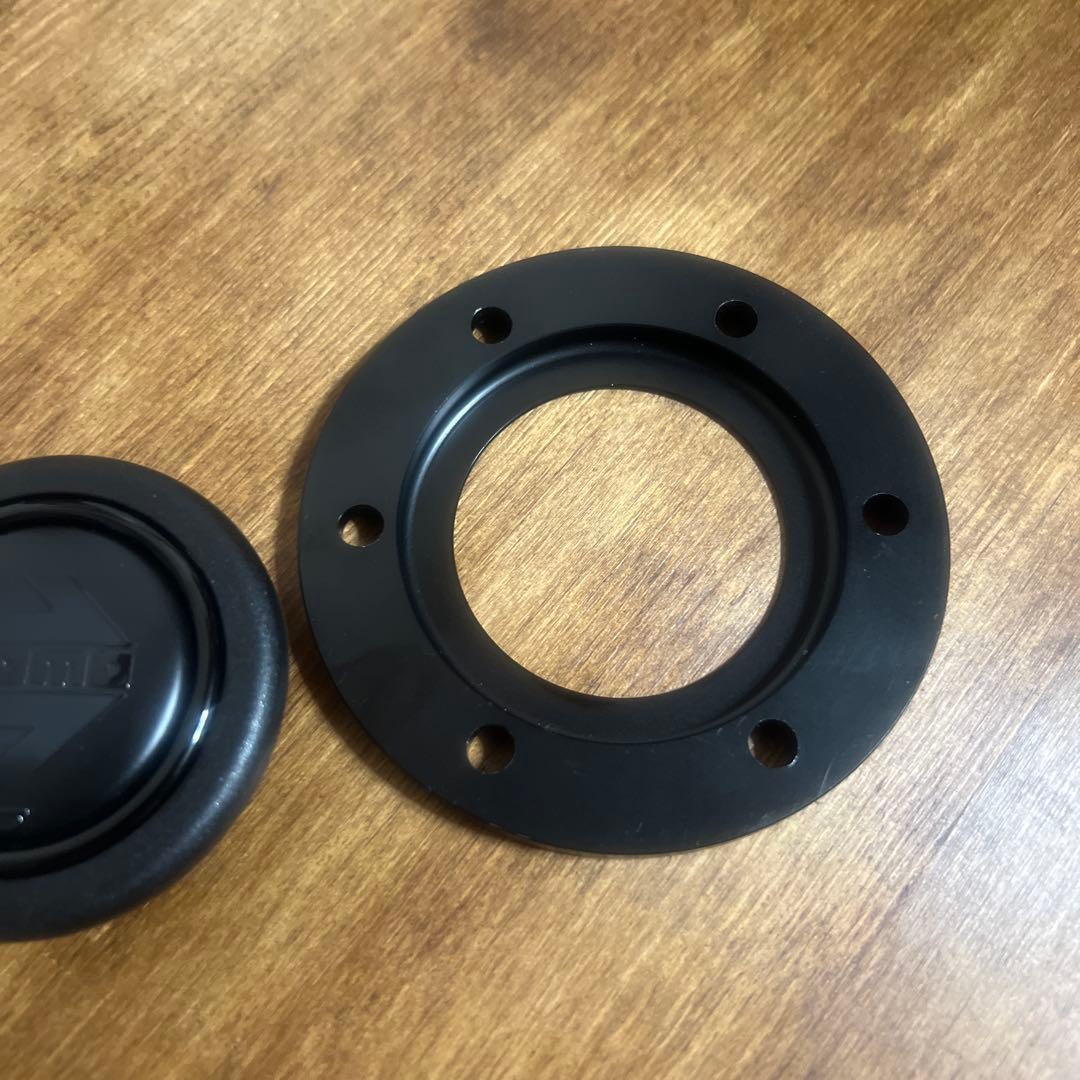 MOMO tuner corse ホーンボタン　ホーンリング モモ　ステアリング