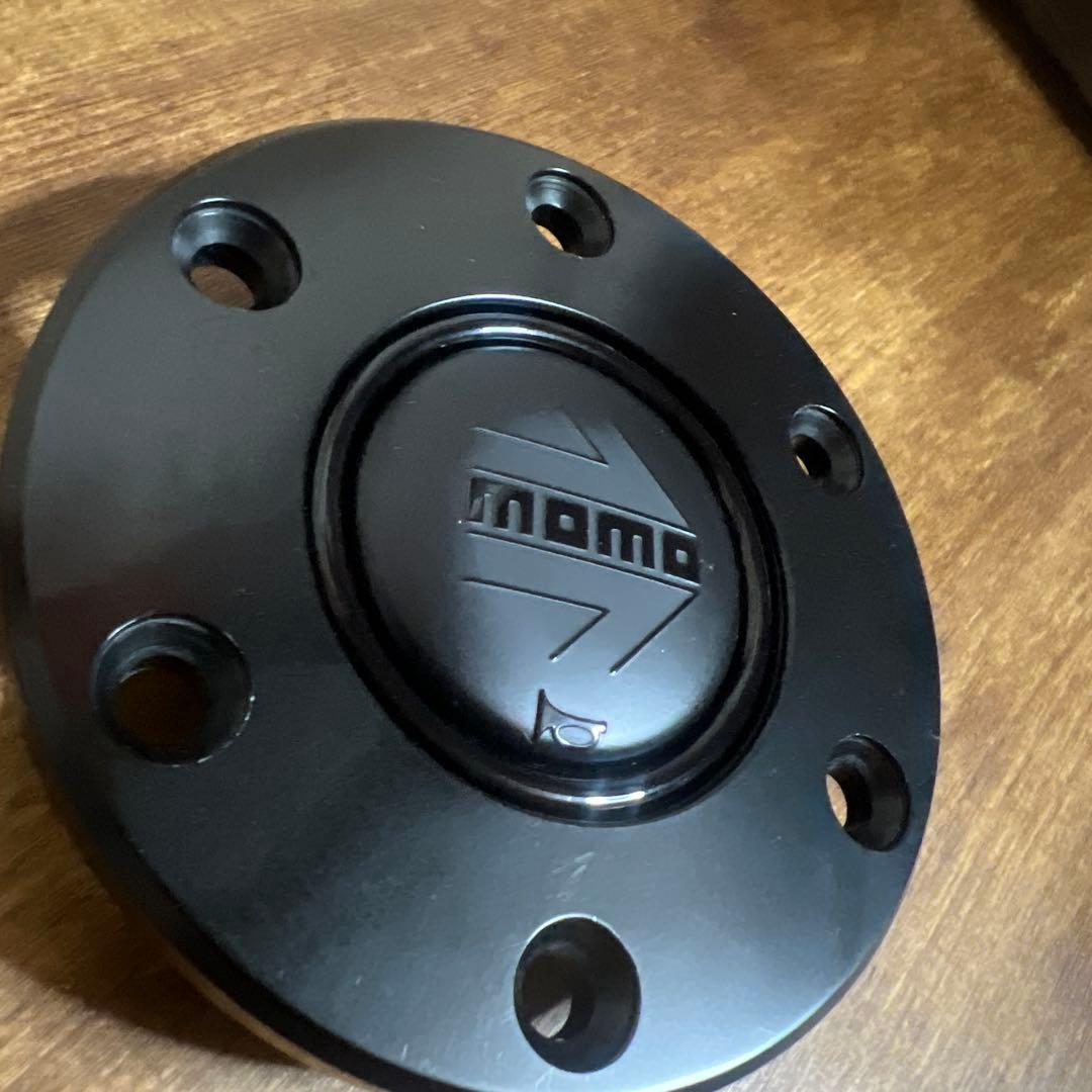 MOMO tuner corse ホーンボタン　ホーンリング モモ　ステアリング