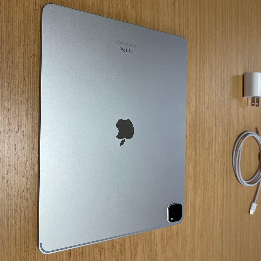 Apple iPad Pro 12.9インチ　第6世代