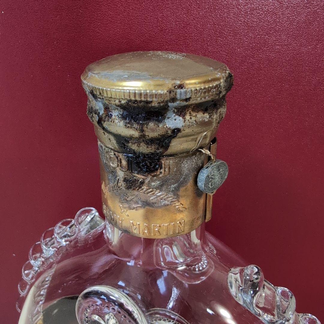 レミーマルタンルイ13世　　金キャップ　バカラ