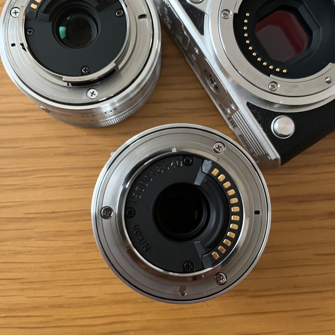 Nikon J5 ダブルレンズキット　純正カバー付