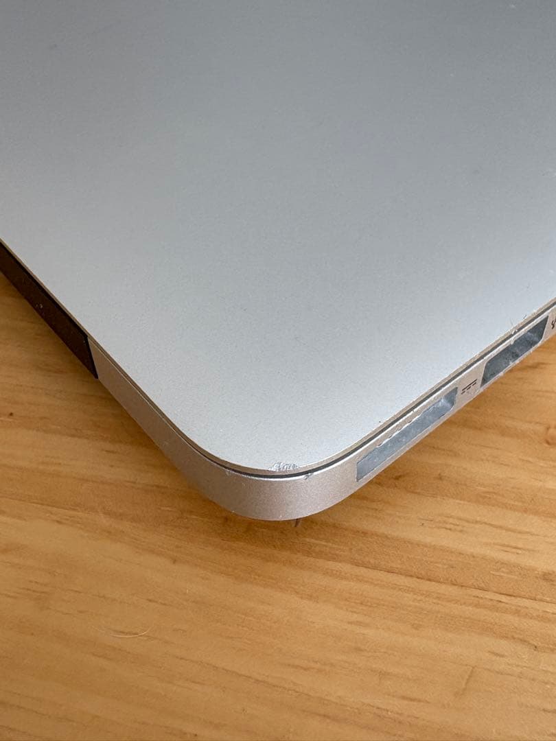 MacBook本体 MacBook Air (13-inch, Early2015) 8G/120G