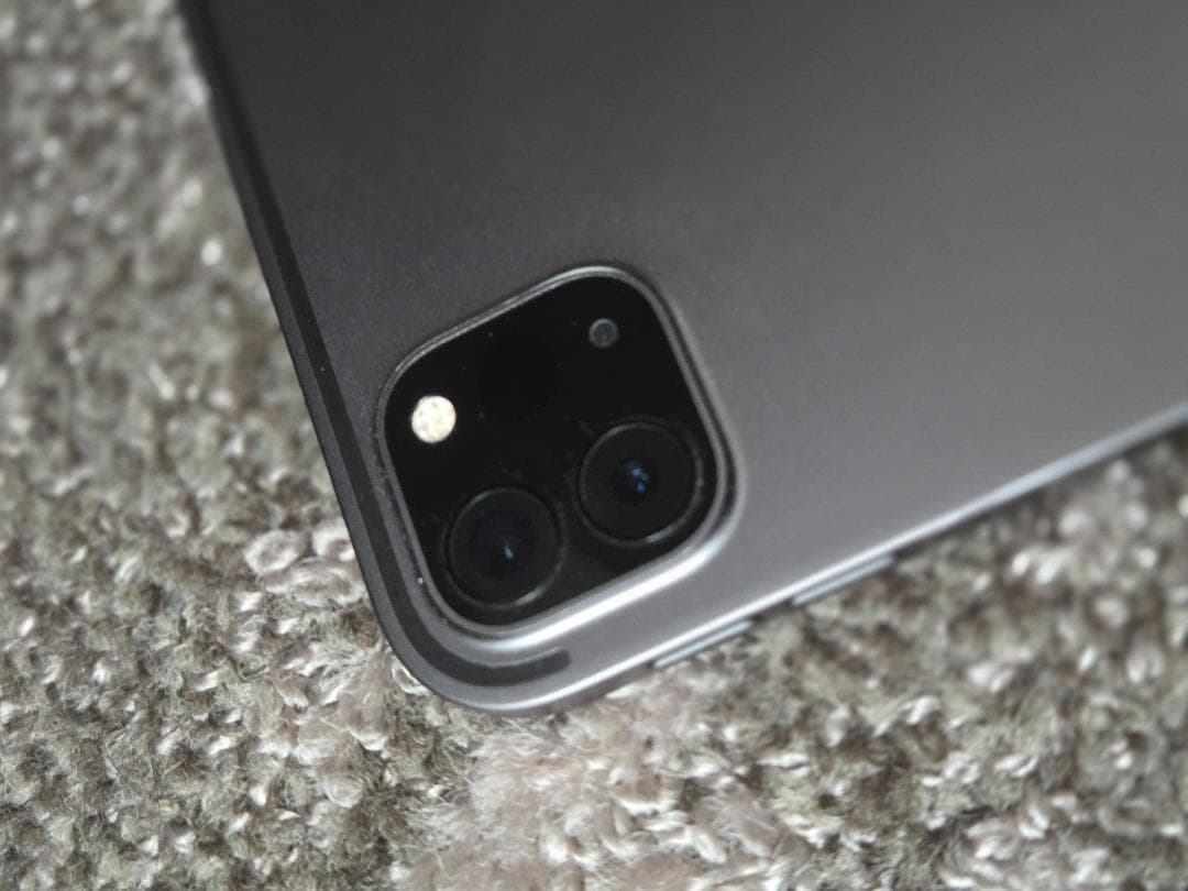 【極美品】週末特別値引き　Apple iPad Pro Wi-Fi 第二世代