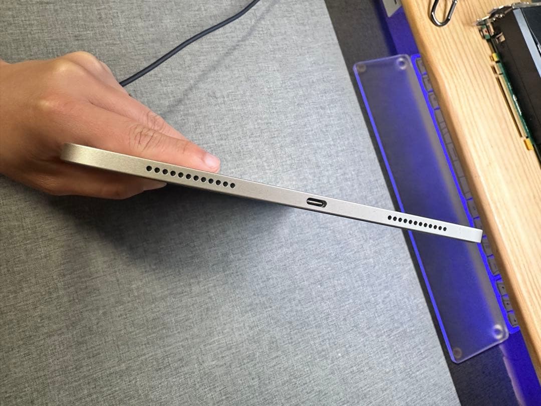 美品　ipad air 11インチ　M2 256GB バッテリー100%
