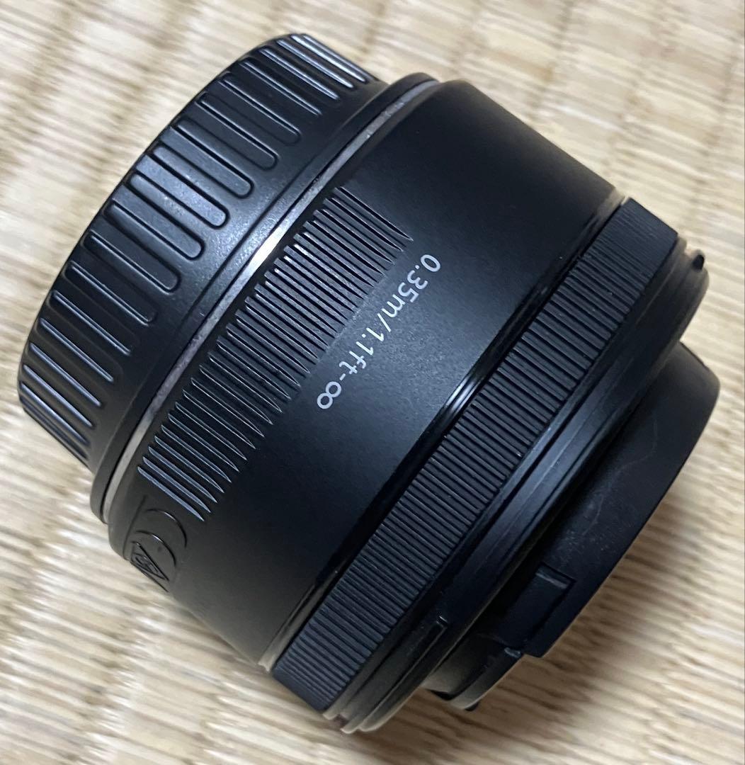 美品Canon EF 50mm f/1.8 STM レンズ