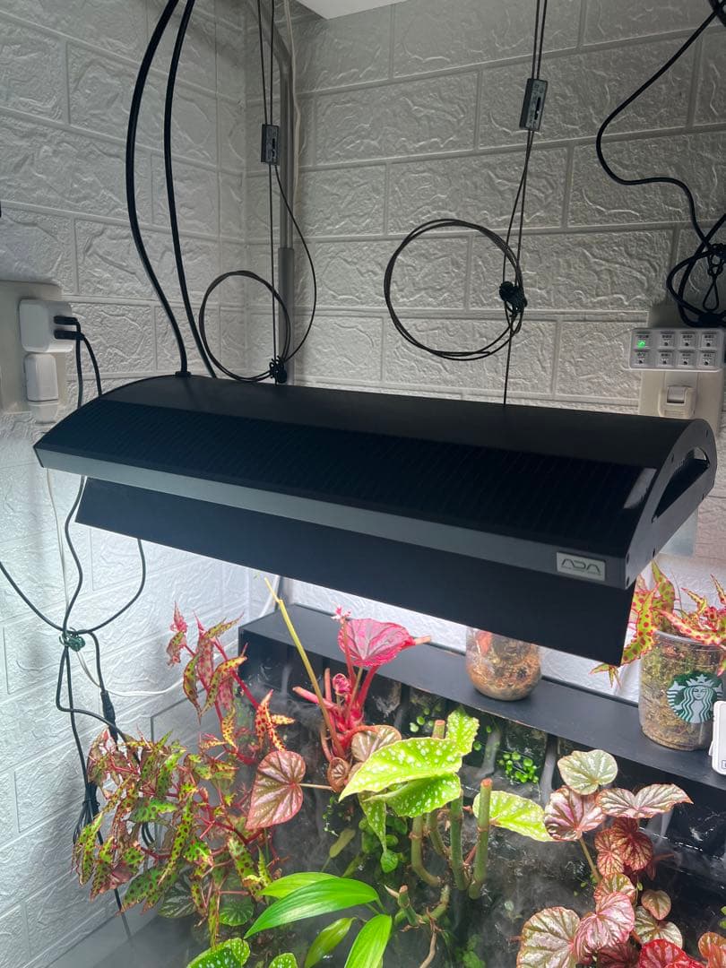 ADA Solar RGB 水草育成ライト