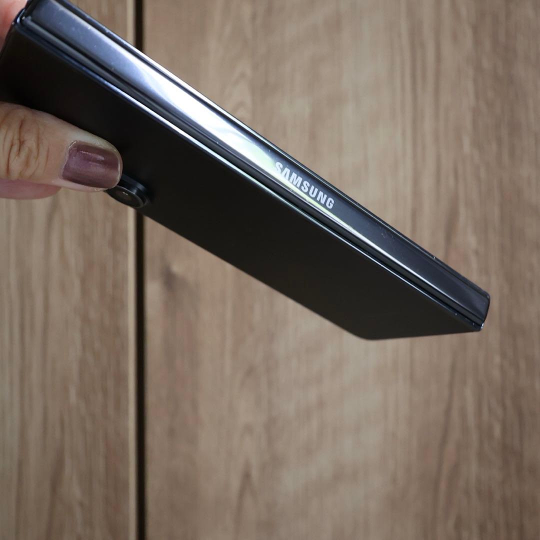 【美品】Galaxy Z Fold5【512GBSIMフリー】