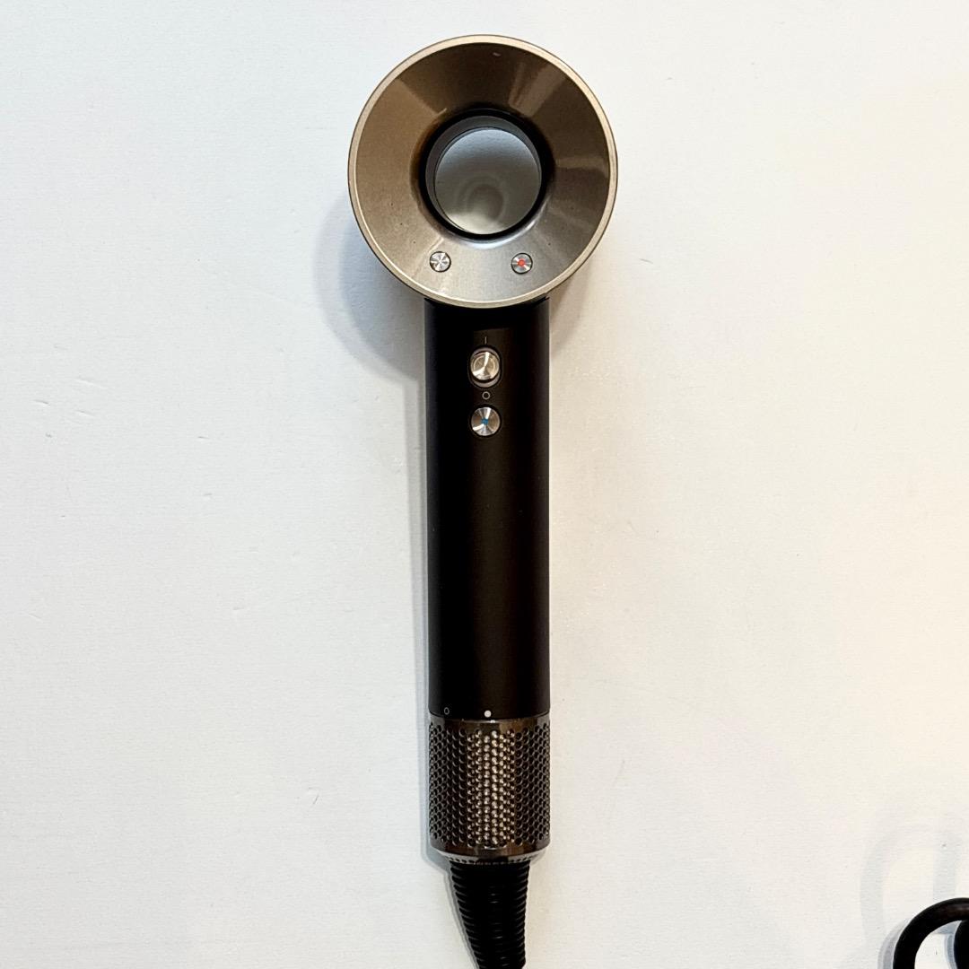 ダイソン Dyson HD08 ドライヤー