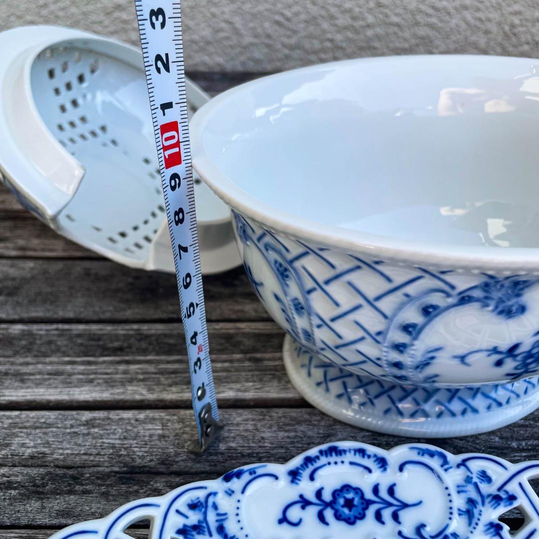 マイセン　スイーツボウル　蓋つき　レンゲ付き　ブルーオニオン