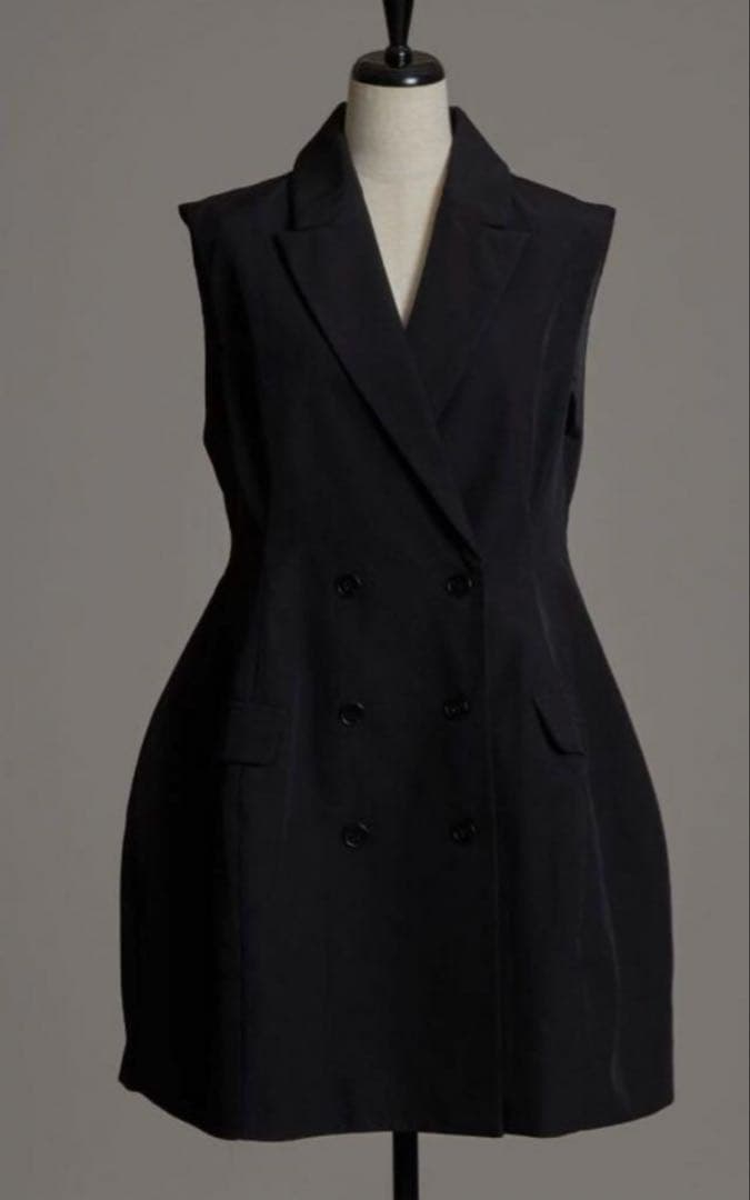 美香さん　コラボ　ジレ　ミニ　ワンピース　アンドドット　ノスタルジア