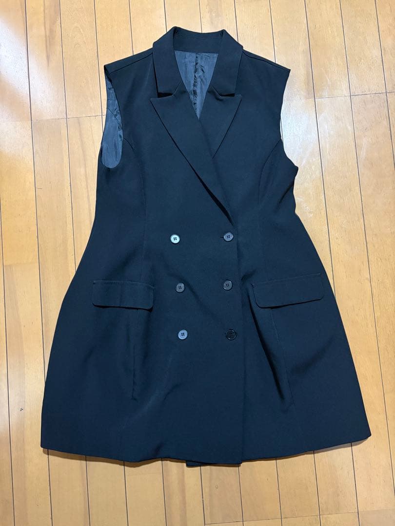 美香さん　コラボ　ジレ　ミニ　ワンピース　アンドドット　ノスタルジア