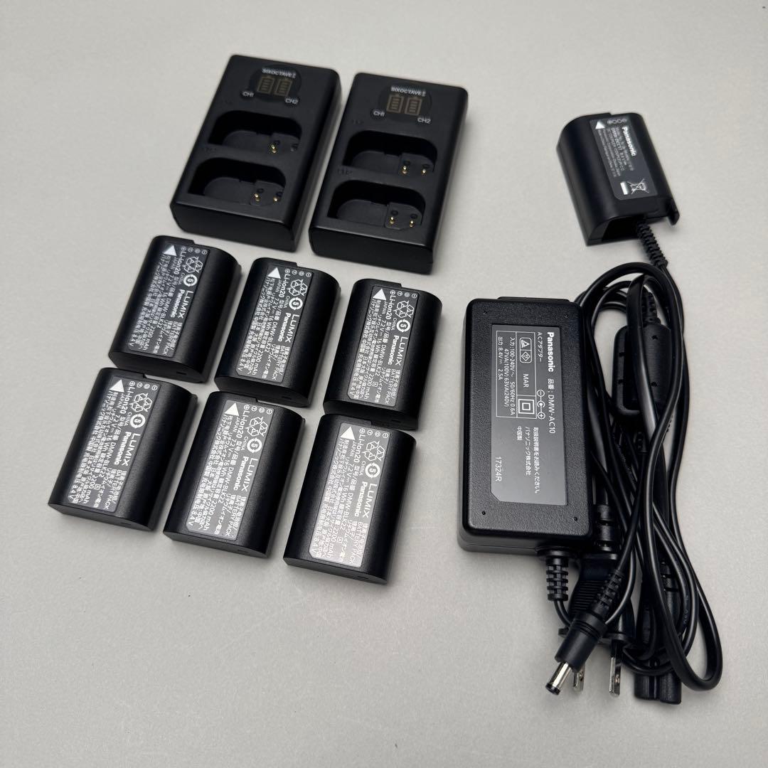 S.K.【美品】LUMIX GH6 カメラ　本体ボディー　おまけ多数