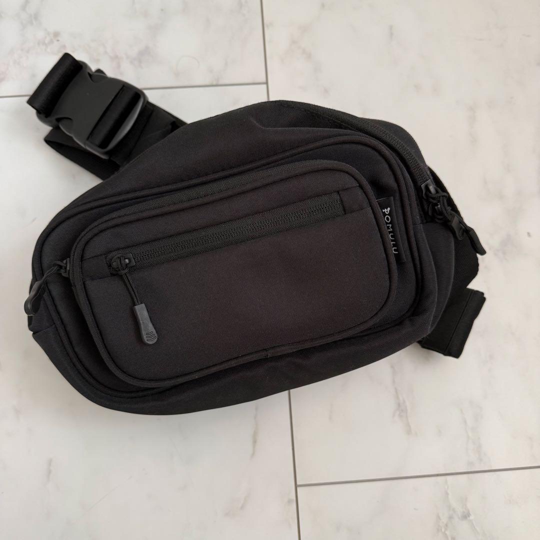 POMULU ブラック ウエストポーチ　ヒップシート