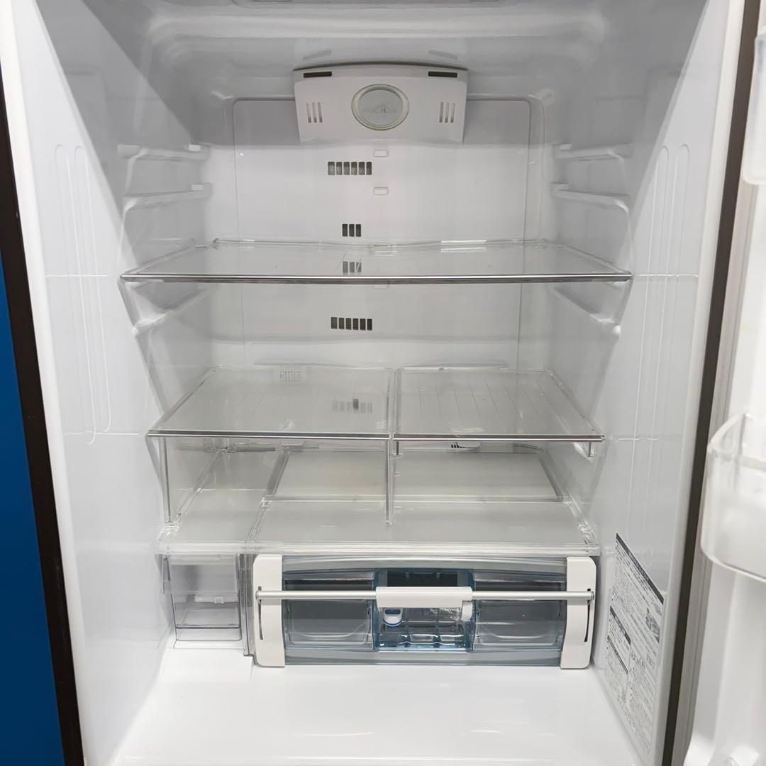 635 関東圏配送　大人気　鏡面デザイン　右開き　400L強　極美品　5ドア格安