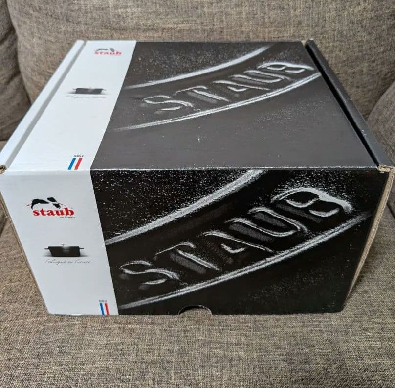 未使用　ストウブ　ラ・ココット　de GOHAN L 20cm 3.0L