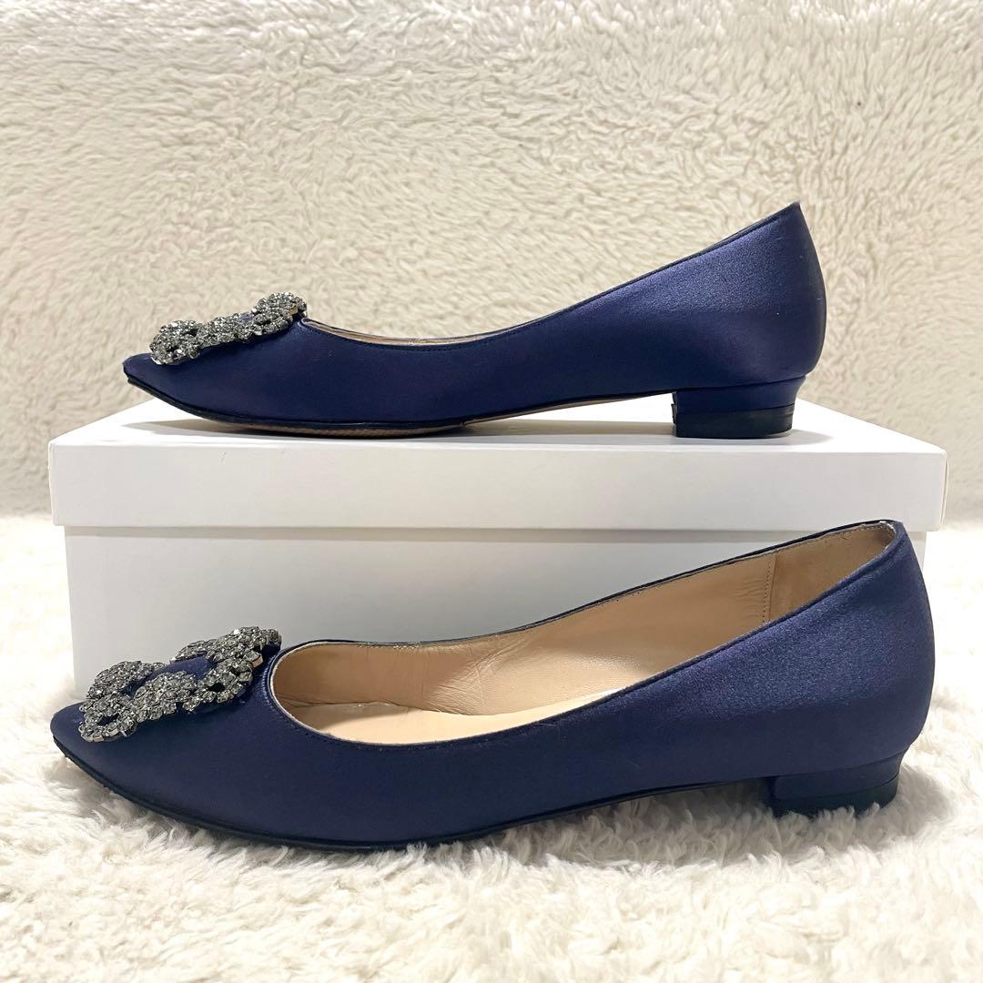箱付き MANOLO BLAHNIK マノロブラニク サテン ハンギシフラット