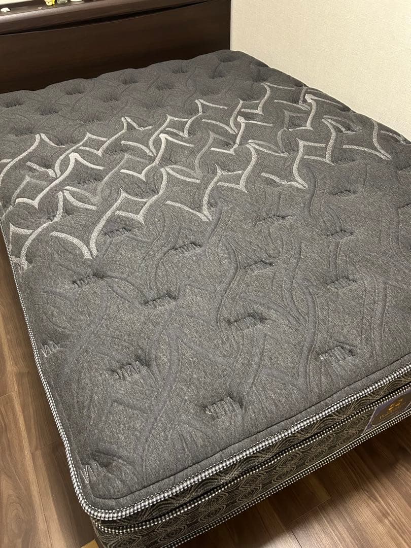 美品 シーリー Sealy チタンコレクション ダブル ロンド4 RondoⅣ