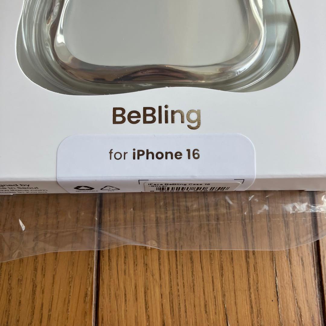 新品未開封シルバーとホワイトオーロラiPhone16iface BeBling