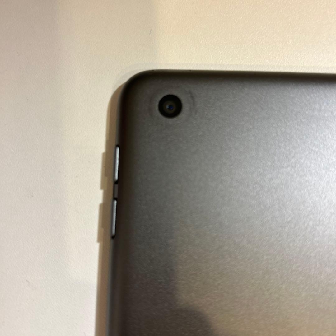 【ジャンク】iPad 第9世代 64GB 箱付き