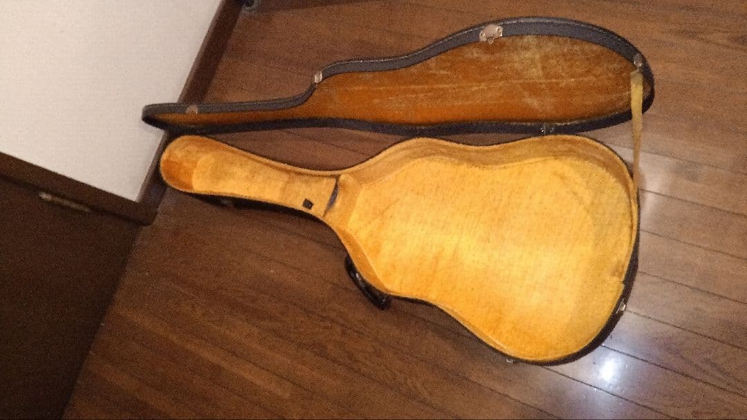 お値下げしました。 カワイ・アコースティックギター F100 ビンテージ激レア物