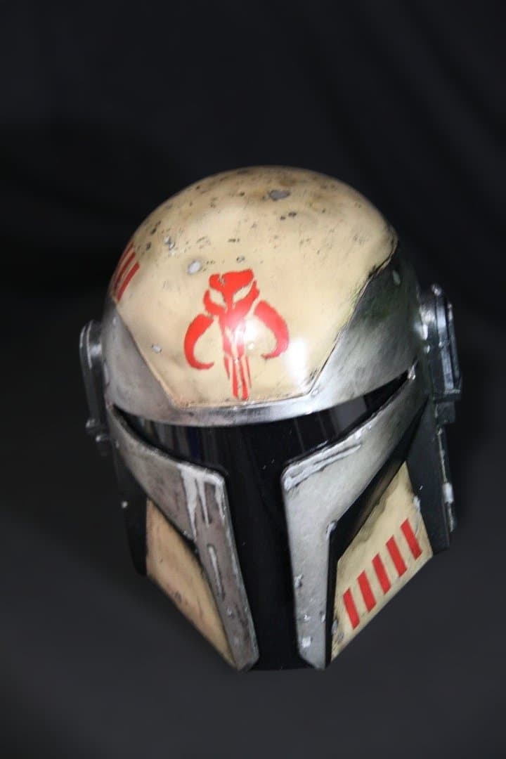 マンダロリアンヘルメット