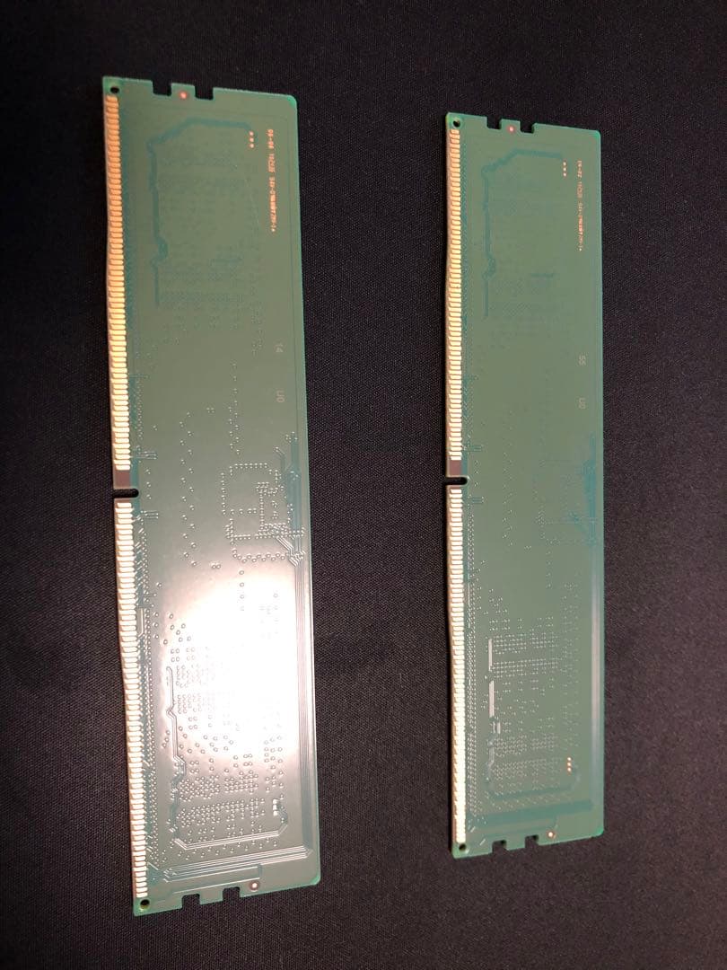 DDR5. 8gbメモリ　　2枚